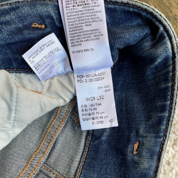 NWT Levi's Ribcage Bells High Rise Western Design Women's Jeans Size 29/32 - Picture 16 of 16